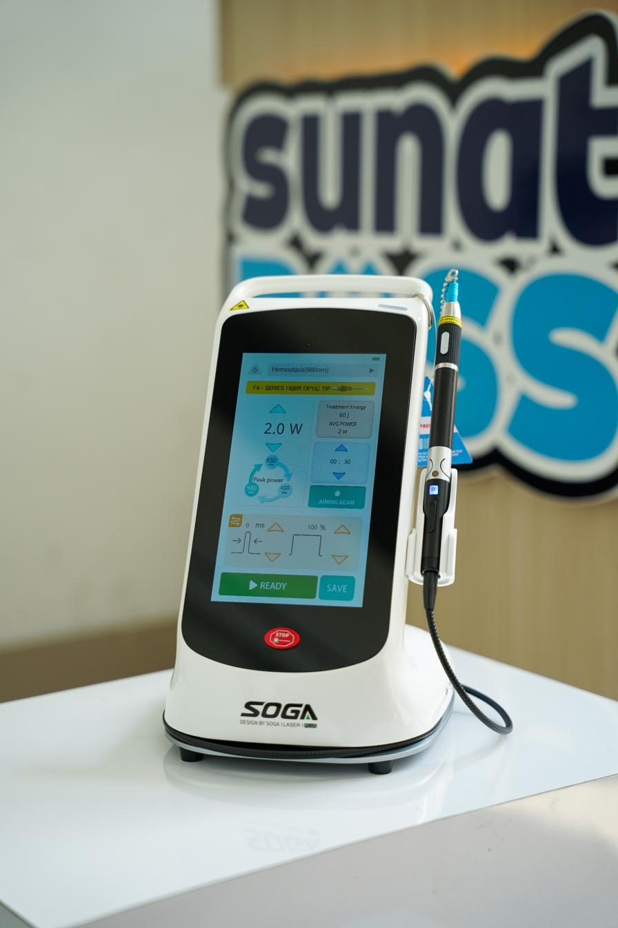 Alat Laser Biru Dioda yang dipakai untuk metode Boss Laser